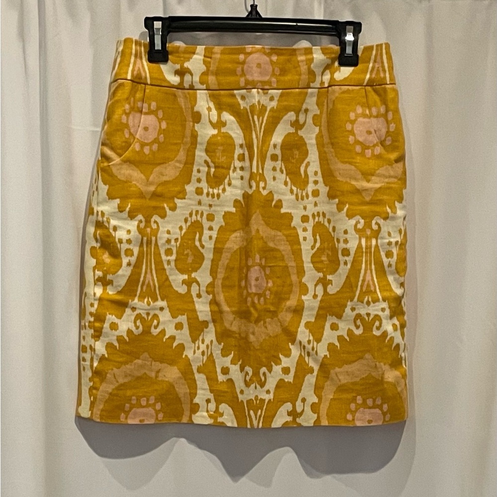 Elegant Yellow Patterned Skirt